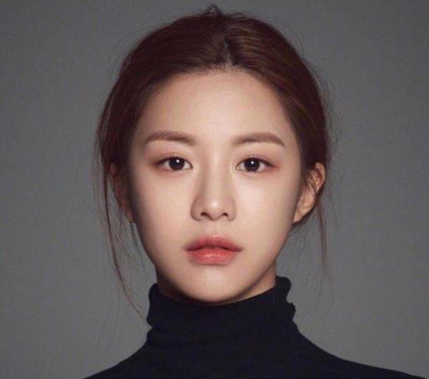 韩美女主播热午 聊天